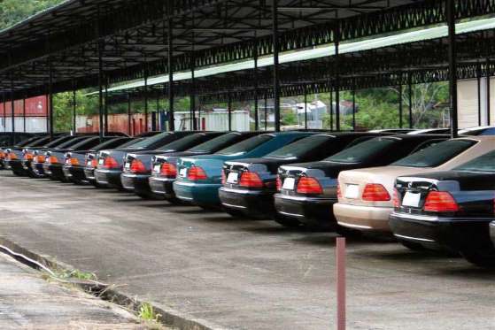 Hayaletli Otomobil Mezarları