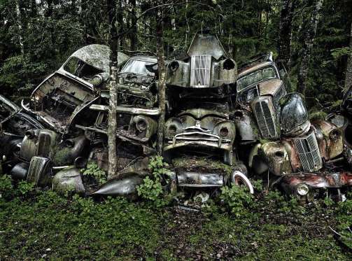 Hayaletli Otomobil Mezarları