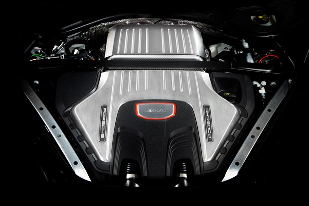 Merakla beklenen Porsche tanıtıldı