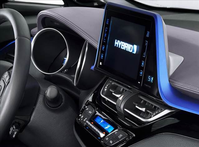 İşte Toyota’nın yerlisi C-HR’ın iç mekanı