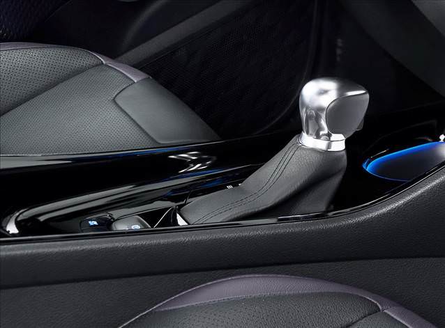 İşte Toyota’nın yerlisi C-HR’ın iç mekanı