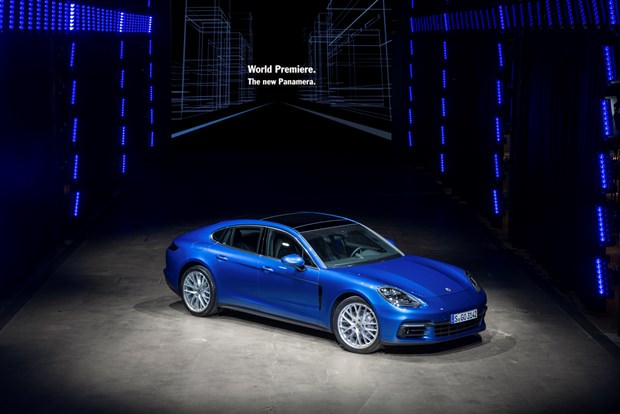 Merakla beklenen Porsche tanıtıldı