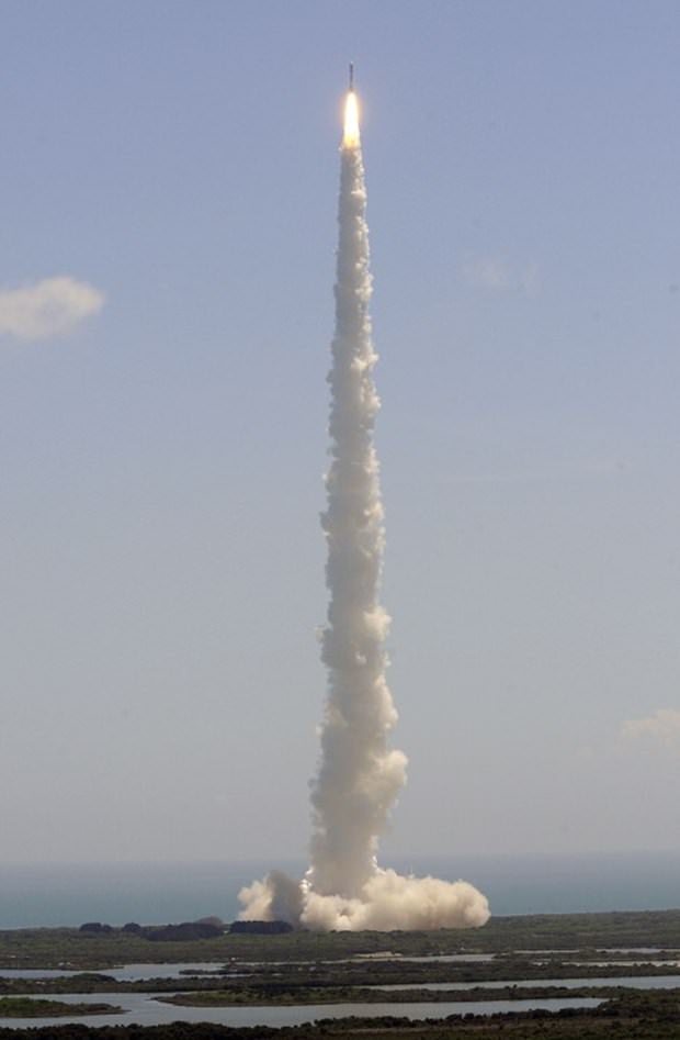 Juno Jüpiter'in yörüngesine girmeye hazırlanıyor