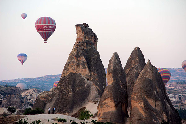 Kapadokya’da turistlerin balon ilgisi