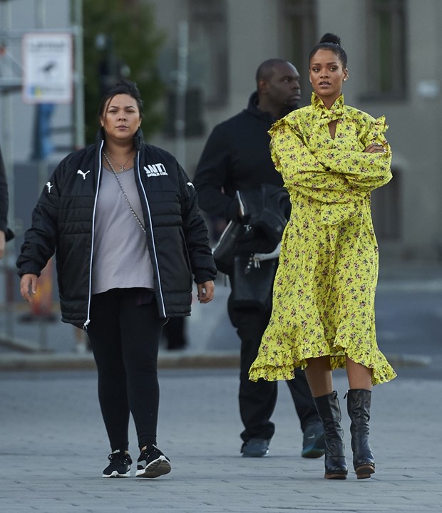 Rihanna'nın çiçek modası