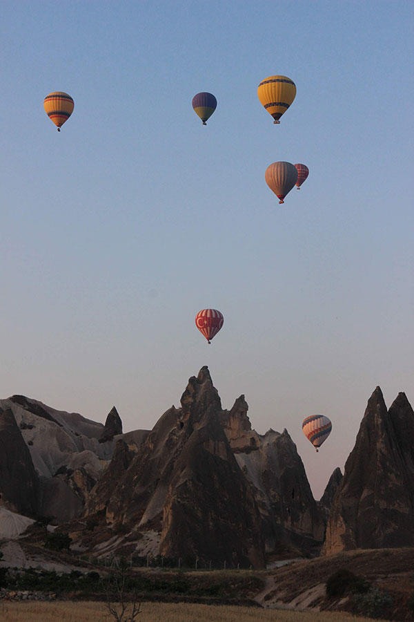 Kapadokya’da turistlerin balon ilgisi