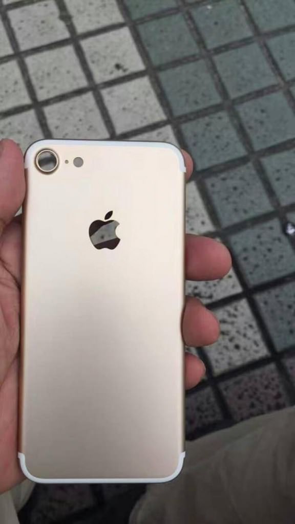 iPhone 7'nin fotoğrafı sızdırıldı