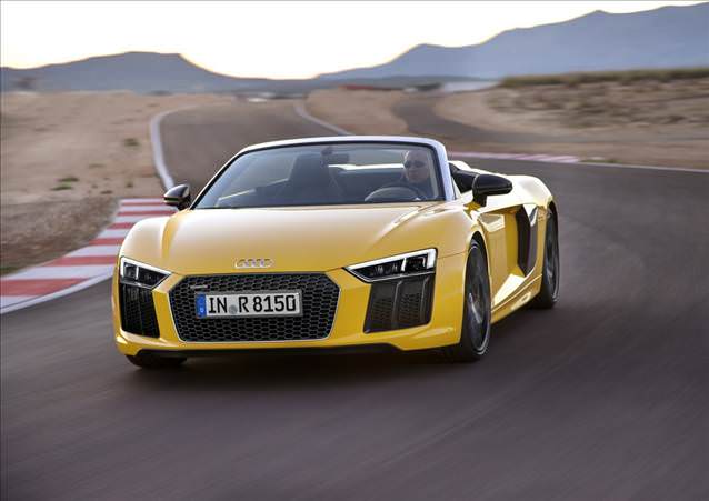 Audi R8 V10 Spyder yollara çıkıyor