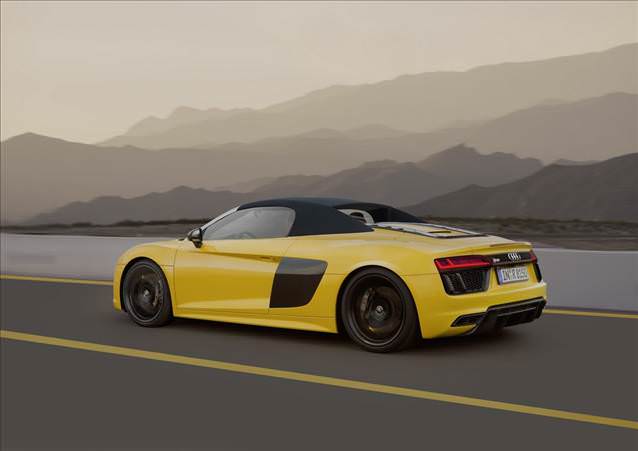 Audi R8 V10 Spyder yollara çıkıyor