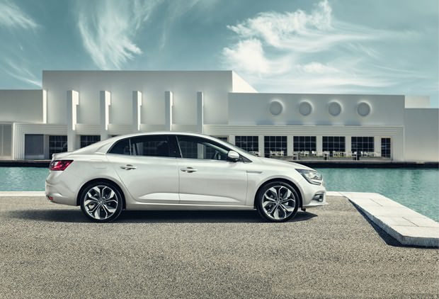 Yeni Renault Megane Sedan Ekim 2016'da yollarda