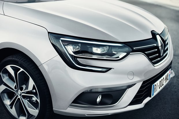 Yeni Renault Megane Sedan Ekim 2016'da yollarda