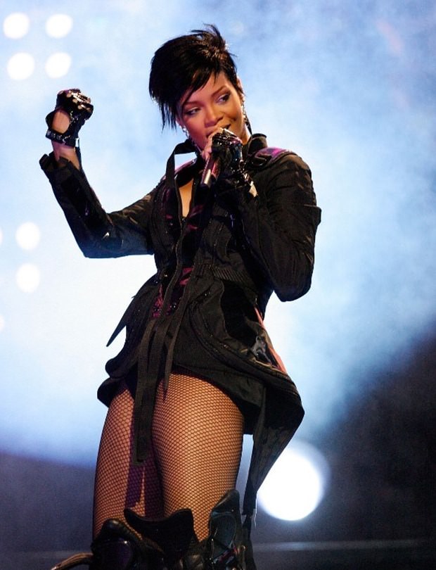 Rihanna dizi yıldızı oluyor