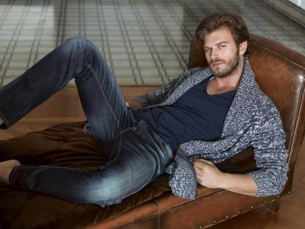 Ünlülerin burçları