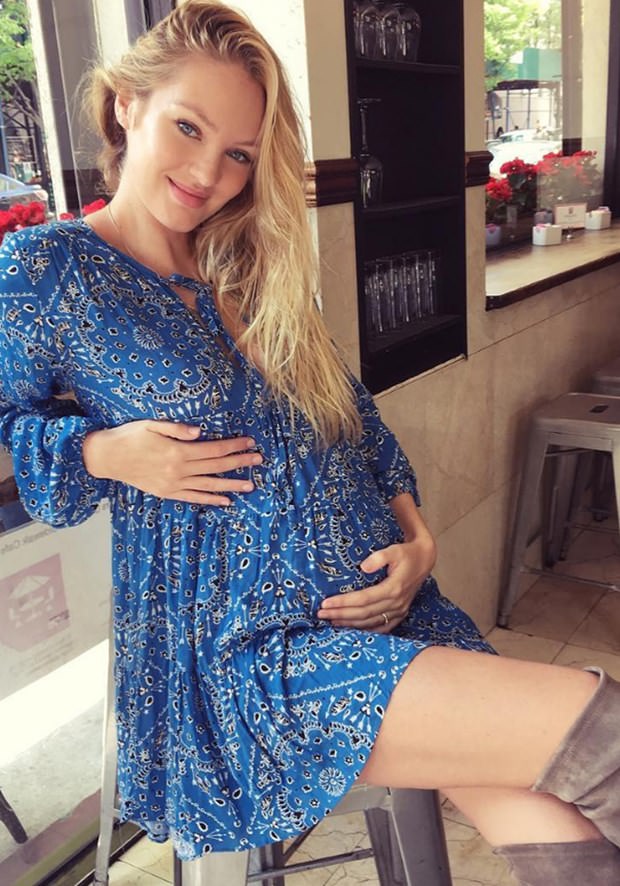 Candice Swanepoel’den hamilelik selfiesi