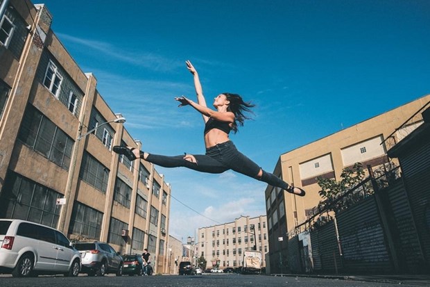 Bale Havana sokaklarına taştı