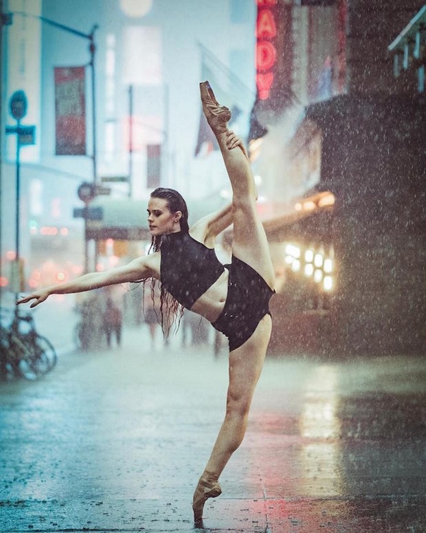 Bale Havana sokaklarına taştı