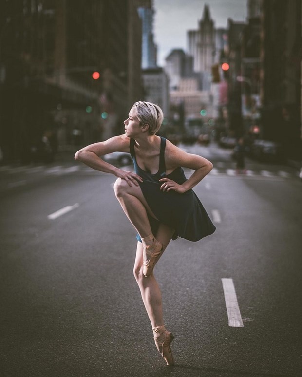 Bale Havana sokaklarına taştı