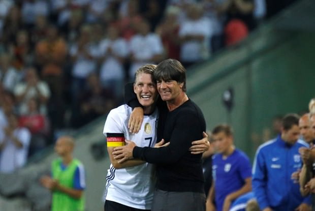 Bastian Schweinsteiger Almanya milli takımına veda etti