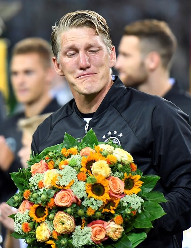 Bastian Schweinsteiger Almanya milli takımına veda etti