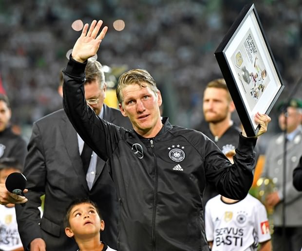 Bastian Schweinsteiger Almanya milli takımına veda etti