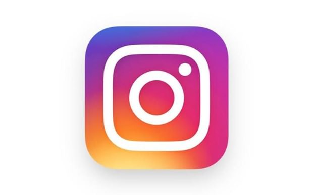 Instagram 
