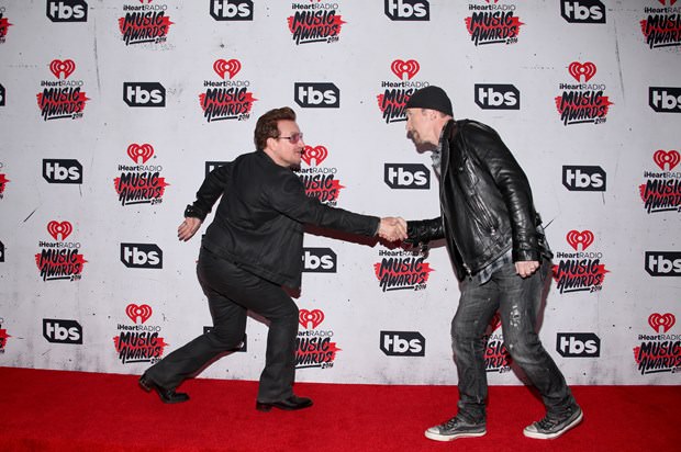 İlk kez "Yılın Kadını" ödülü erkeğe verildi