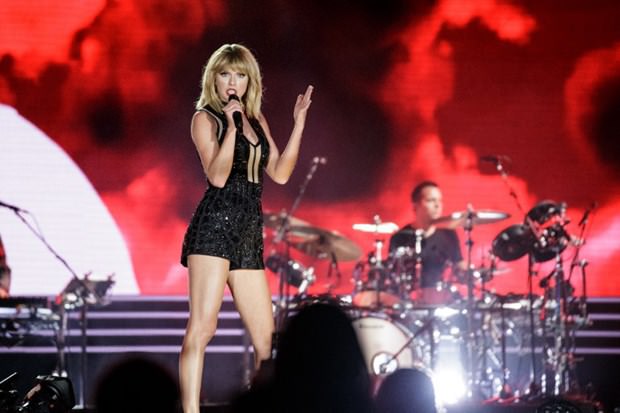 2016’nın en çok kazanan kadın şarkıcıları: Taylor Swift zirvede