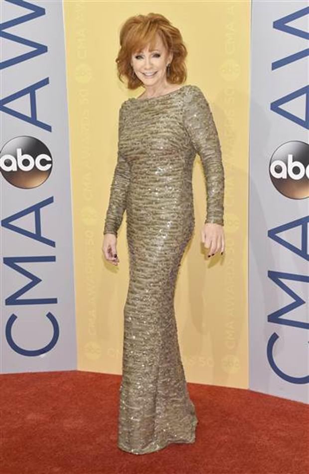 Country Müzik Ödülleri (CMA) gecesinin yıldızı Beyonce