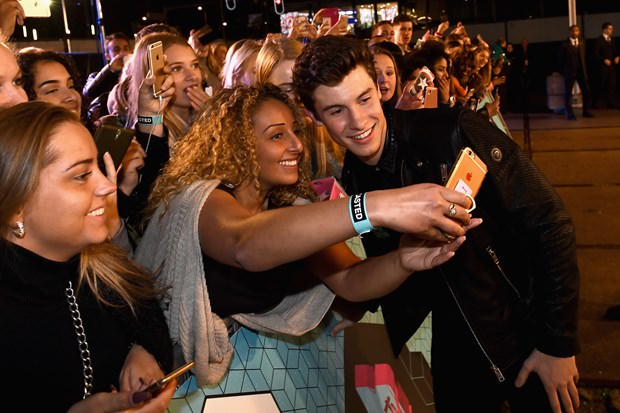 2016 MTV Avrupa Müzik Ödülleri (EMA) sahiplerini buldu