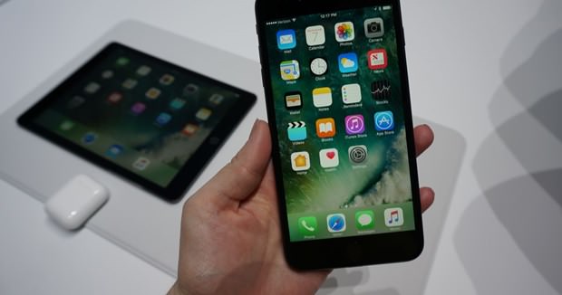iPhone 7’ye renk seçeneği geliyor