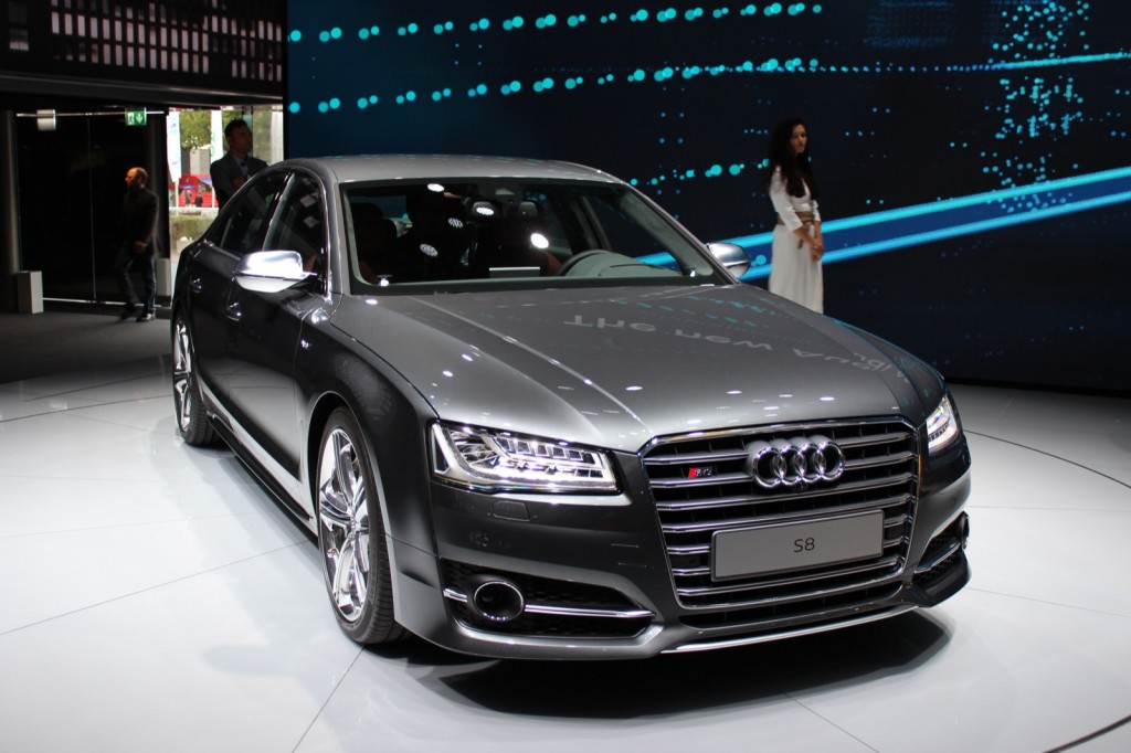 2016’nın en çok satan lüks otomobilleri