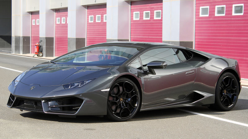 2016’nın en çok satan lüks otomobilleri