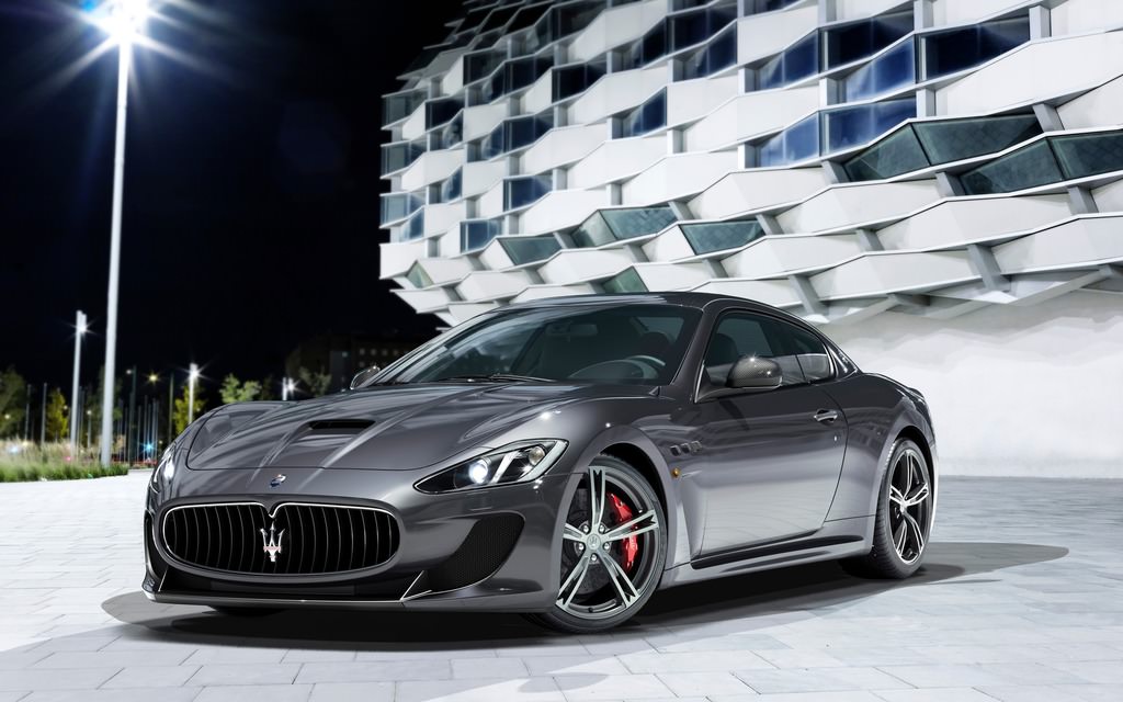 2016’nın en çok satan lüks otomobilleri