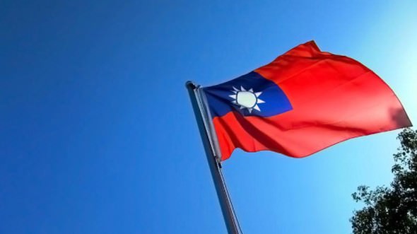 Apple iPhone fiyatlarını indirdi