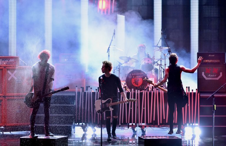 Amerikan Müzik Ödülleri sahiplerini buldu