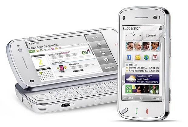 Nokia akıllı telefon pazarına resmen geri dönüyor