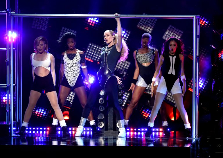 Amerikan Müzik Ödülleri sahiplerini buldu