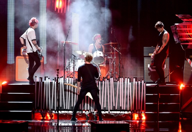 Amerikan Müzik Ödülleri sahiplerini buldu