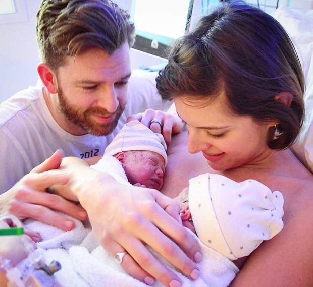 Instagram'ın yeni fenomeni: 4 kız babası Simon Hooper