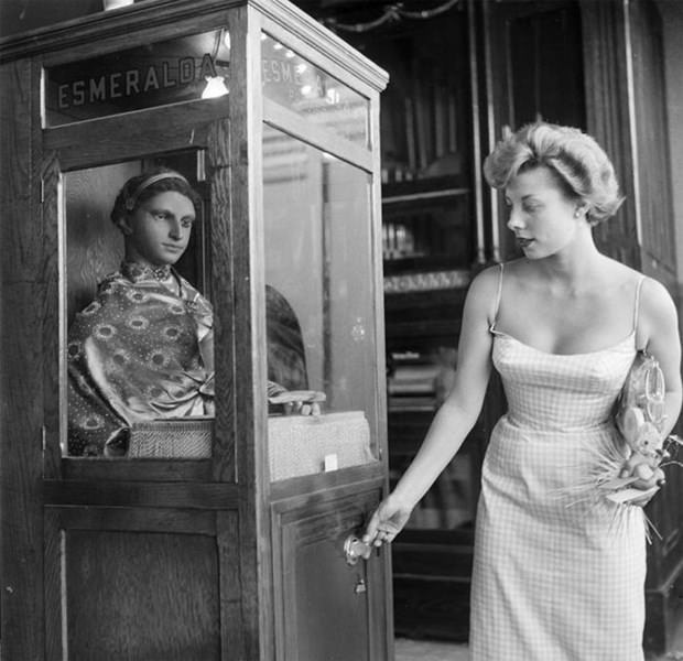 Disneyland'ın açılış gününden tarihi fotoğraflar