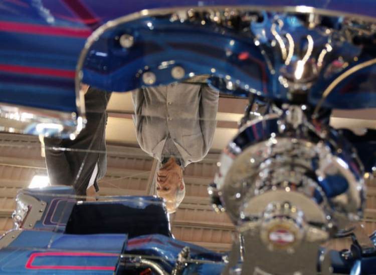 Almanya'daki otomobil fuarı ziyaretçilerini büyüledi