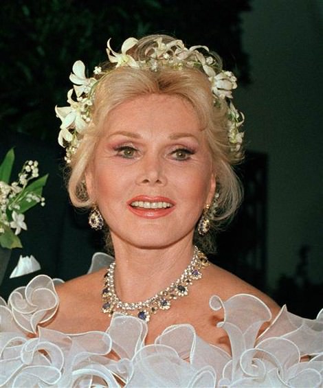 Zsa Zsa Gabor hayatını kaybetti