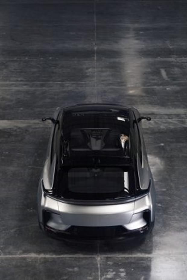 Dünyanın en hızlı elektrikli otomobili Faraday Future FF91