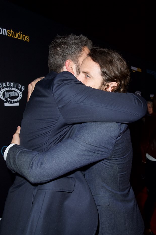 Ben Affleck’ten kardeşi Casey Affleck’e: Tarihe geçebiliriz