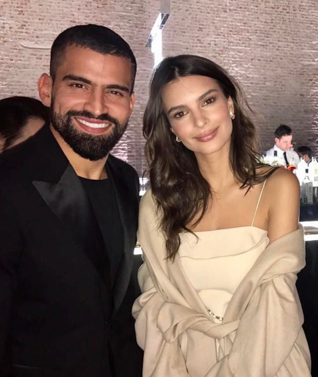 Emily Ratajkowski Juventus gecesine damga vurdu