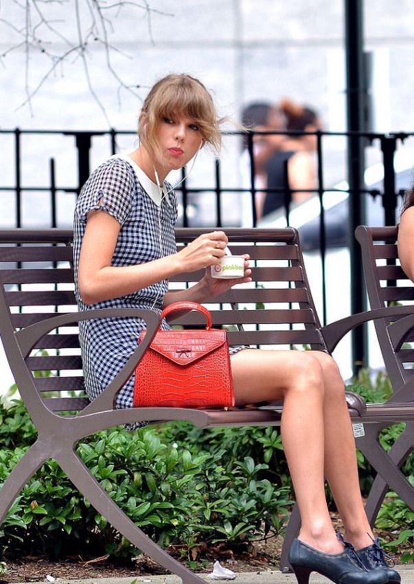 Taylor çok düşünceli