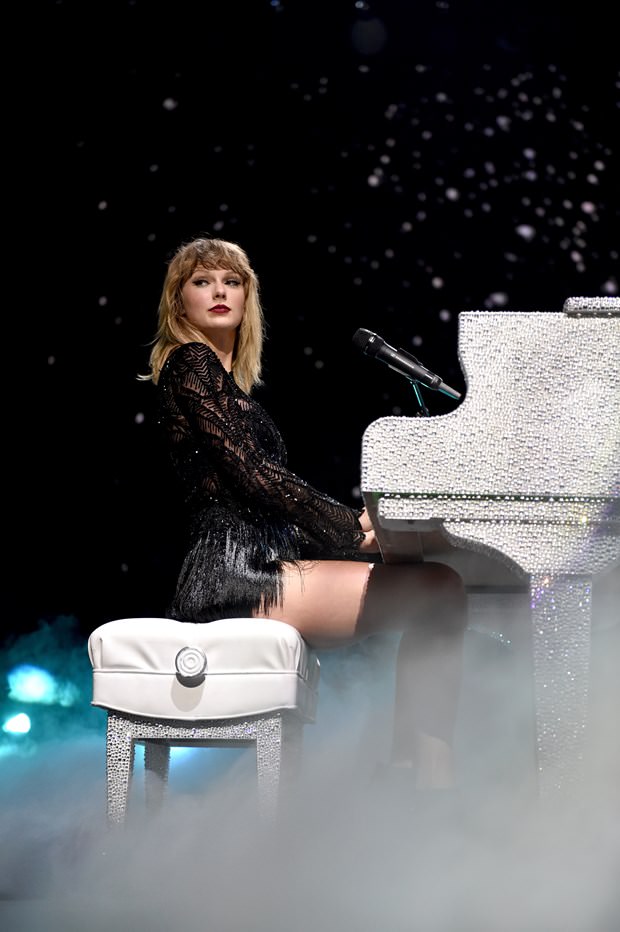 Taylor Swift'ten hayranlarını üzen haber