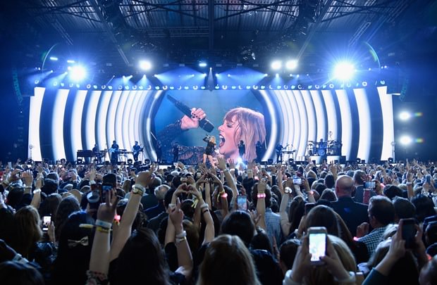 Taylor Swift'ten hayranlarını üzen haber