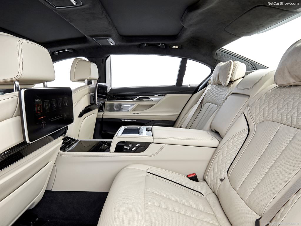 2017 BMW M760Li xDrive