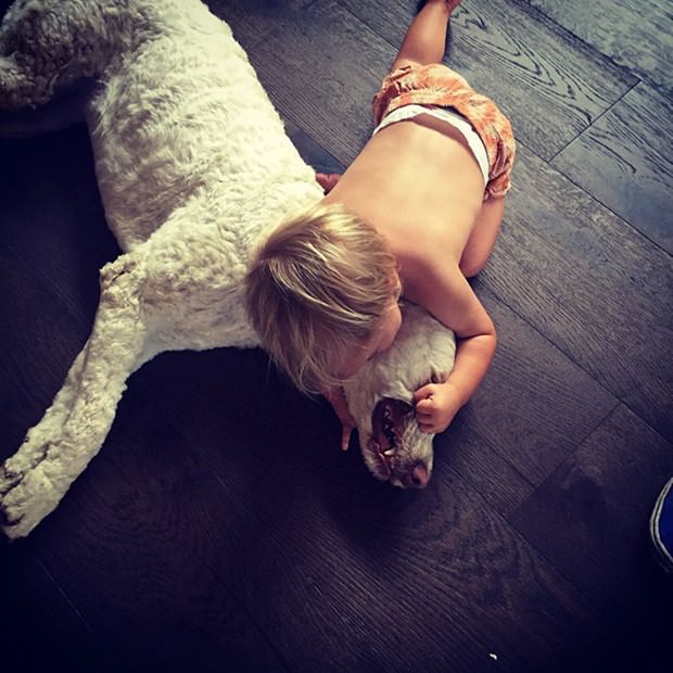 Chris Hemsworth’ün ‘mükemmel baba’ olduğunu kanıtlayan fotoğraflar